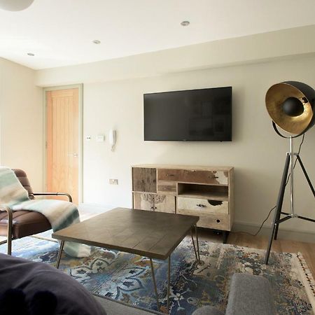 The New Bond Street Loft - Modern & Central 1Bdr Apartment London Luaran gambar